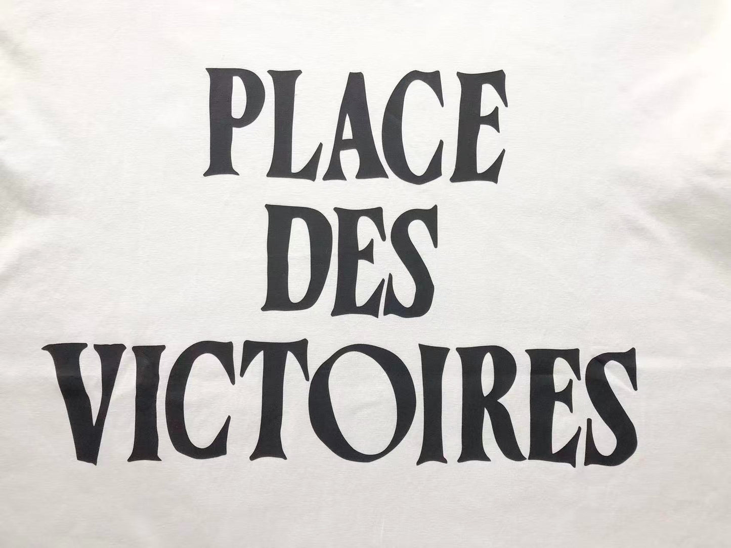 Camiseta AMI Paris Place des Victoires