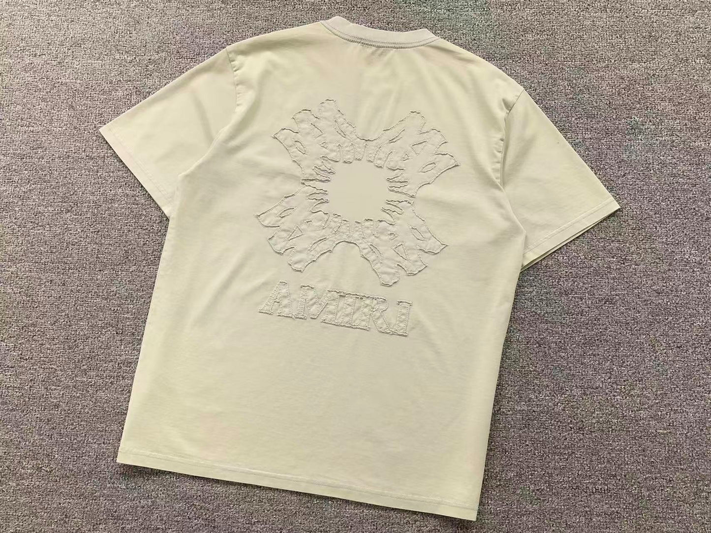 Camiseta AMIRI Cross Embossed Vintage
