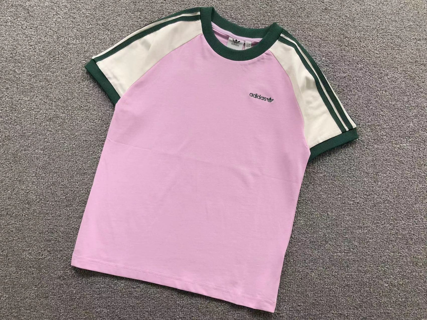 Camiseta Adidas Originals Raglan Vintage Feminina