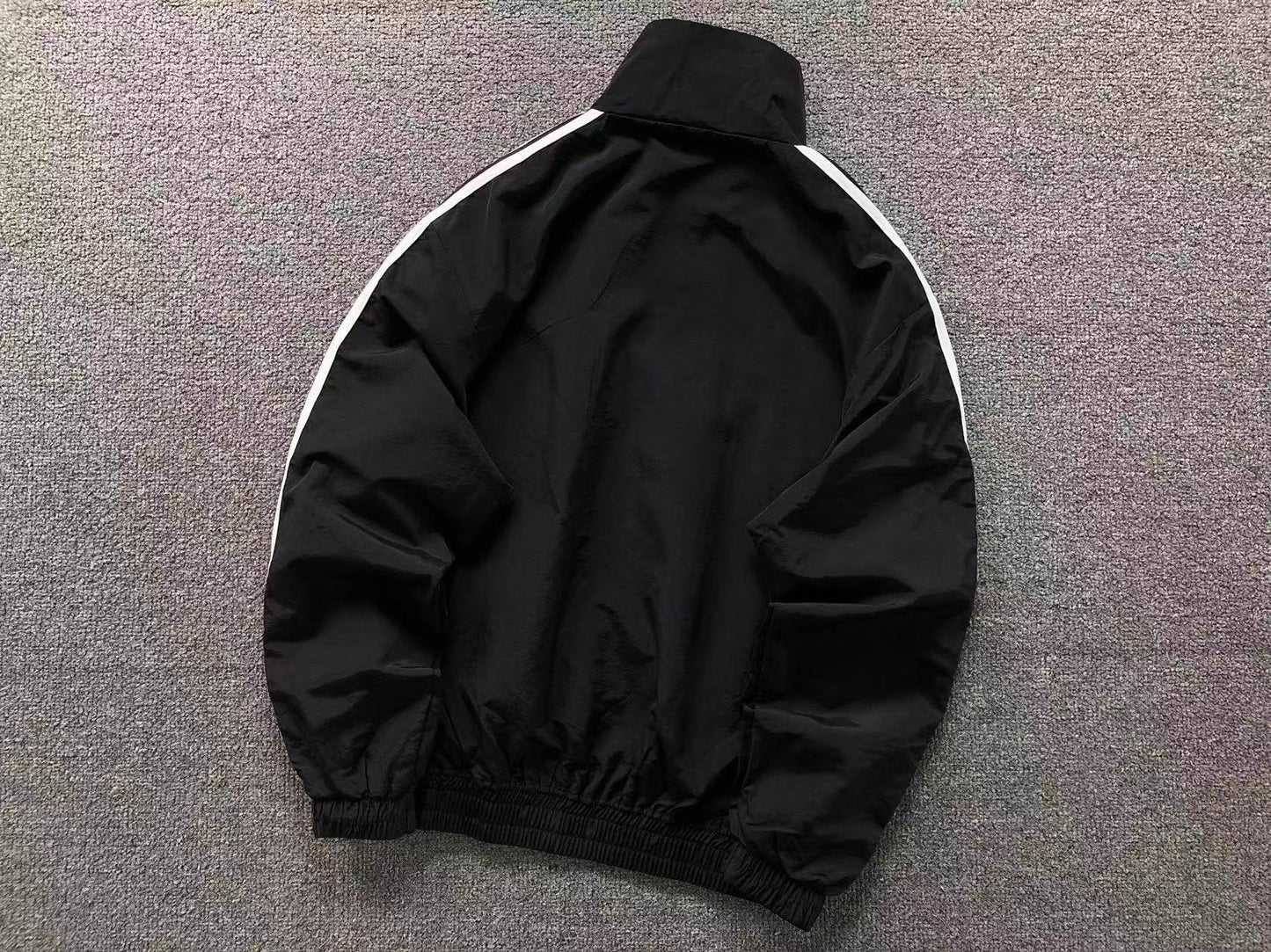 Jaqueta Adidas Phantom Graphic Windbreaker