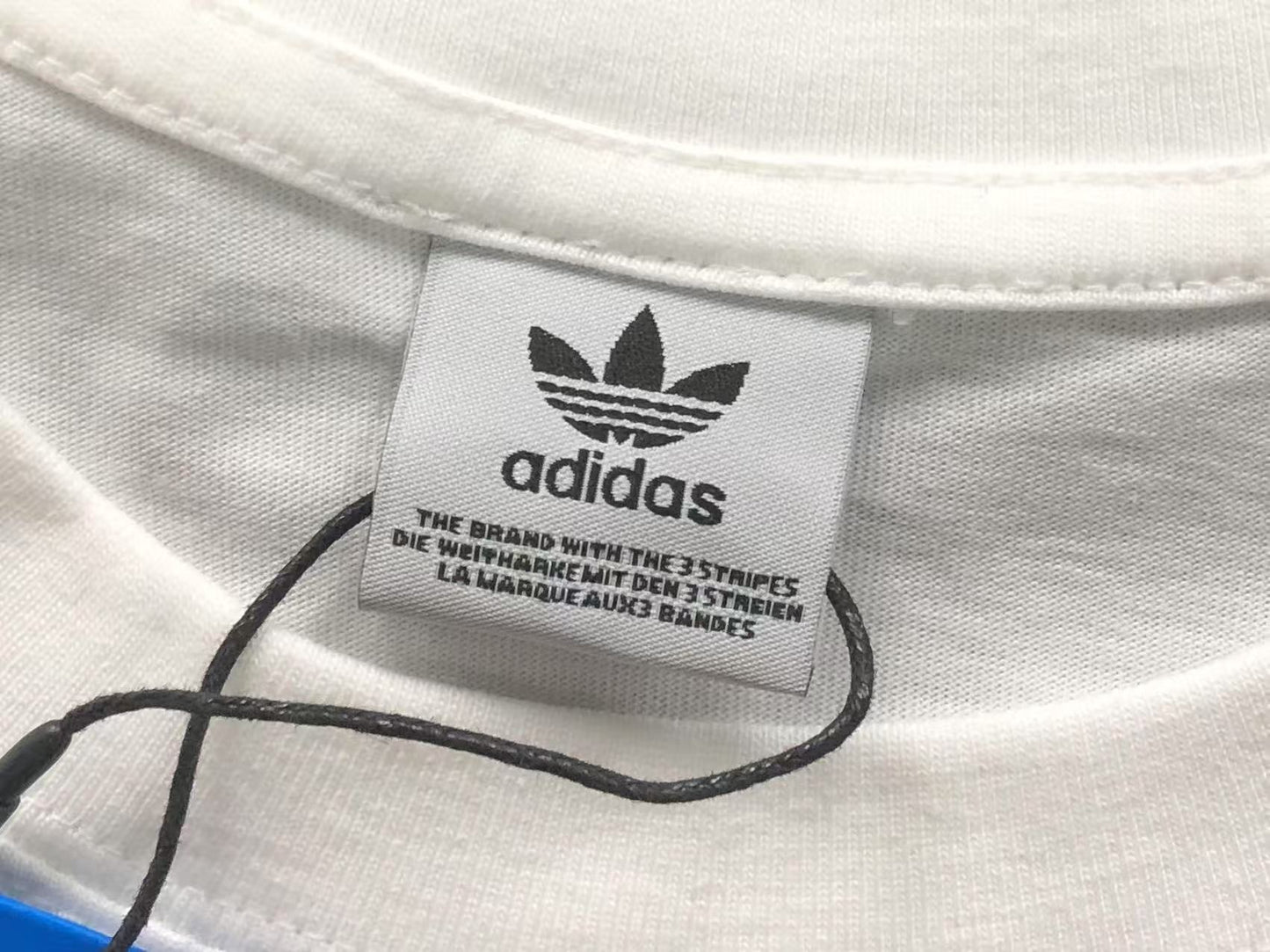 Camiseta Manga Longa Adidas Butterfly Trefoil