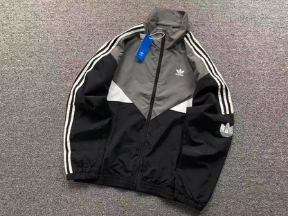 Jaqueta Adidas Chevron Windbreaker Archive