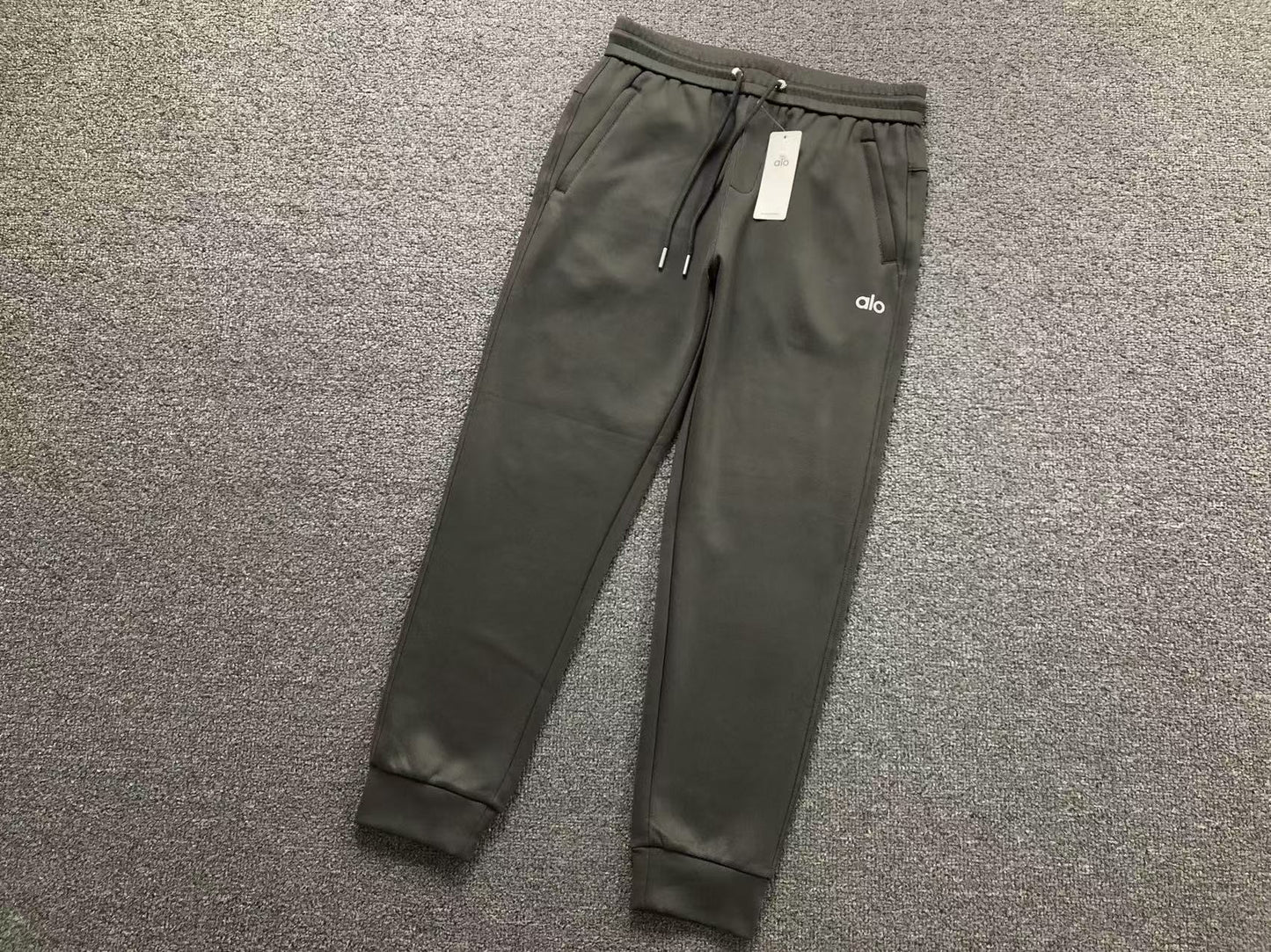 Calça elástica ALO moletom jogger