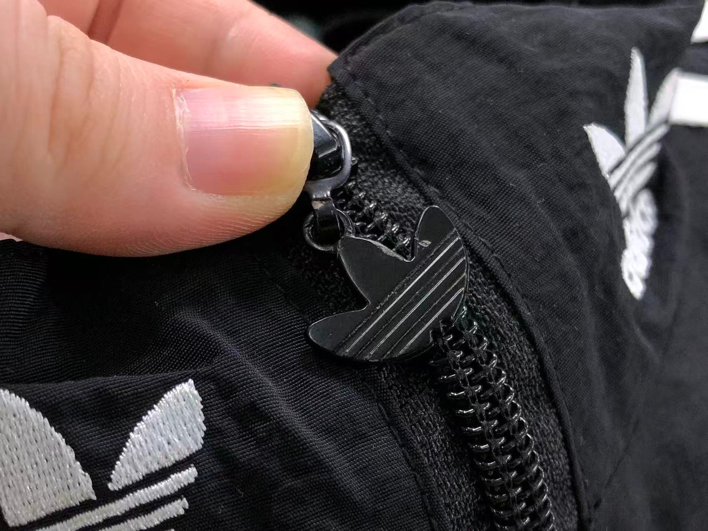 Jaqueta Adidas Feminina Y2K