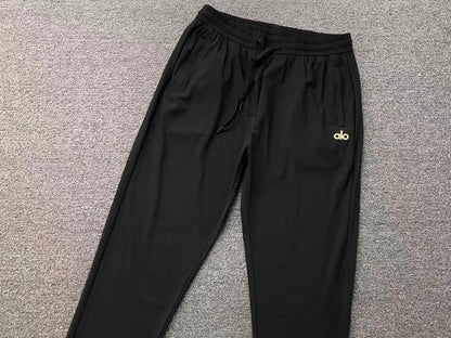 Calça elástica ALO moletom reta