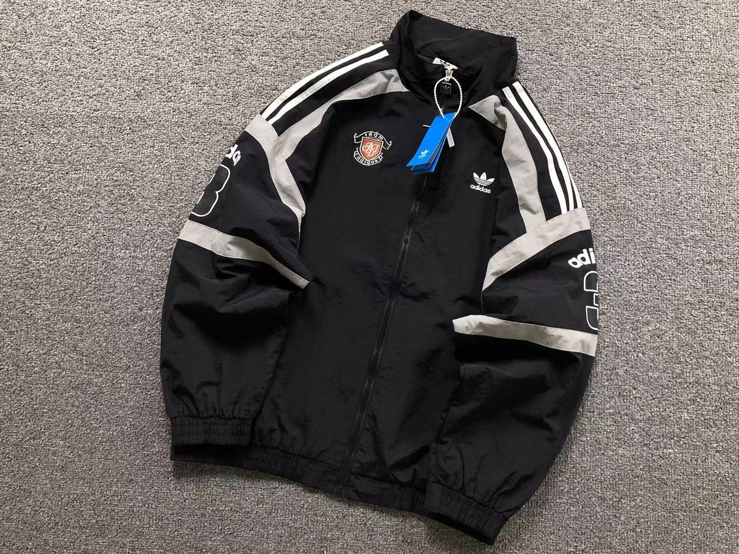 Jaqueta Adidas Y2K Motorsport