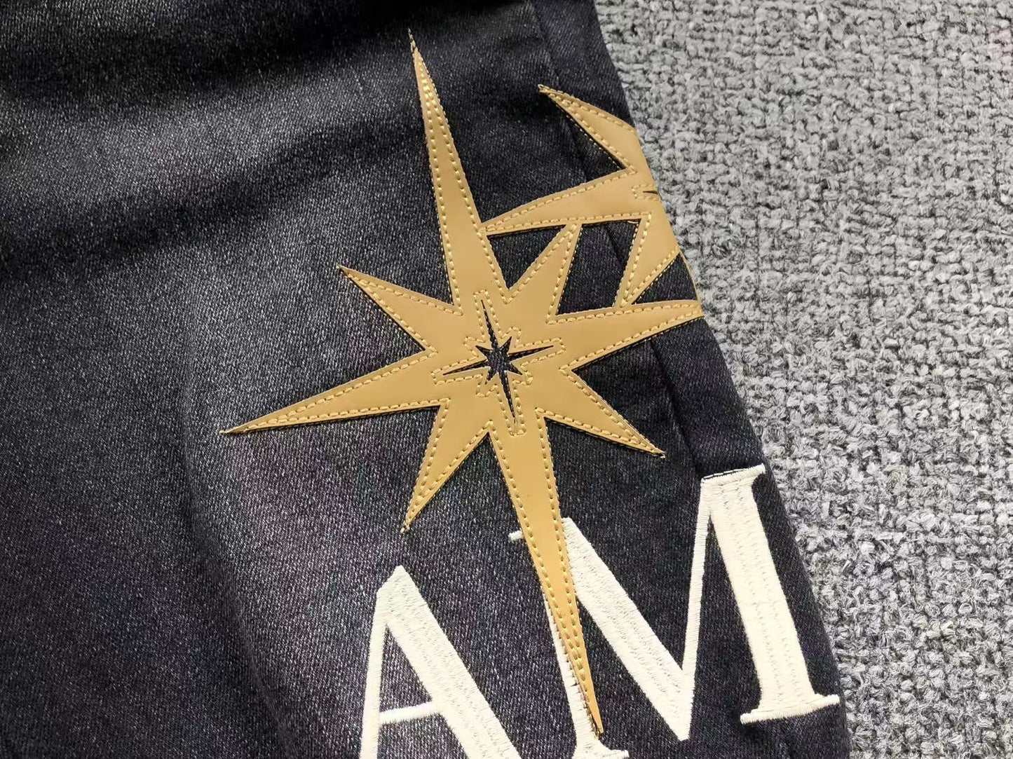 Calça AMIRI Star Logo Black Denim