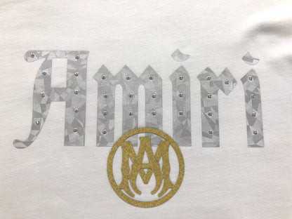 Camiseta AMIRI Gothic Logo Gold Emblem