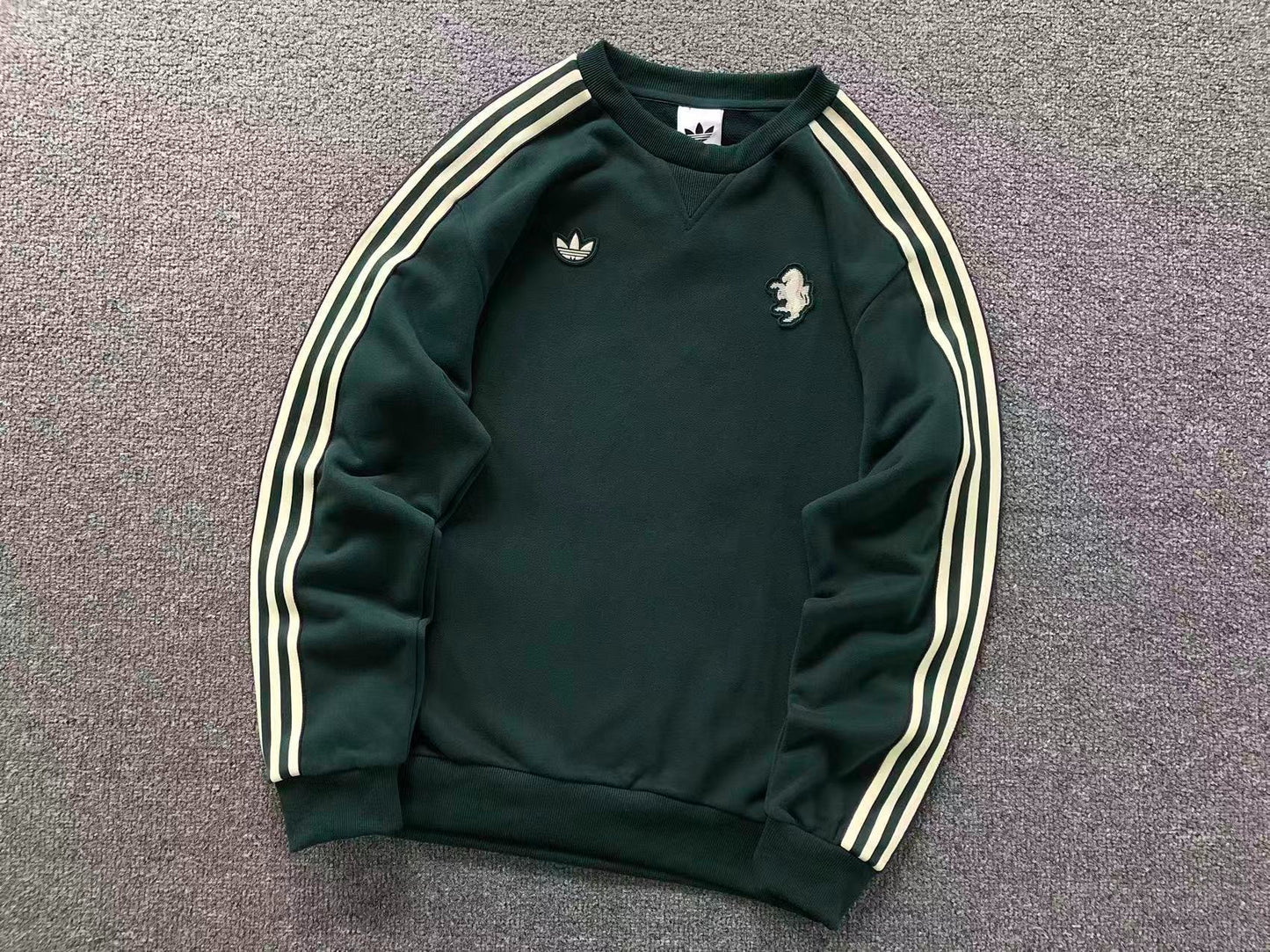 Moletom Adidas Collab Britannic Crewneck