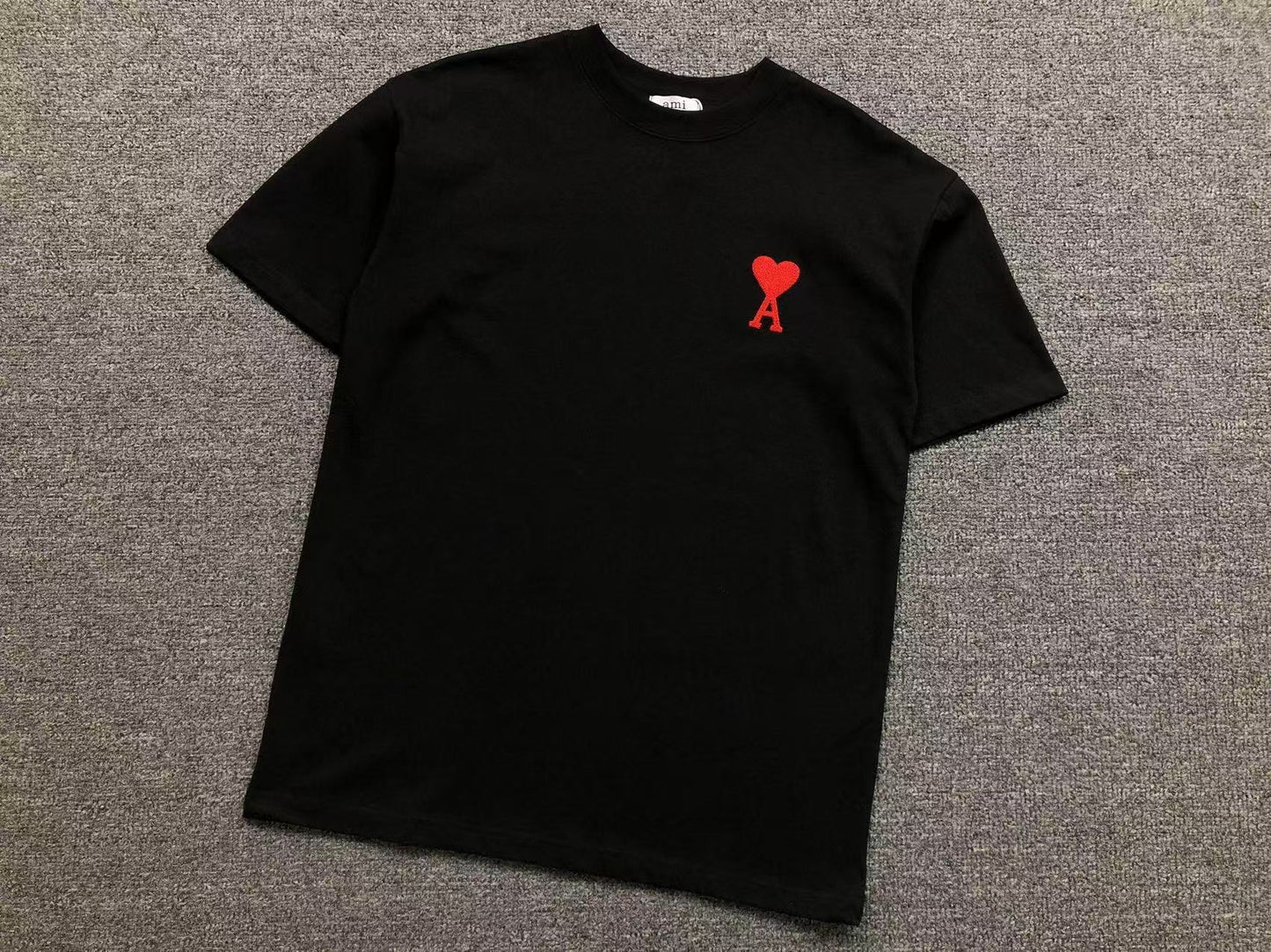 Camiseta AMI Paris Mini Heart Logo Classic