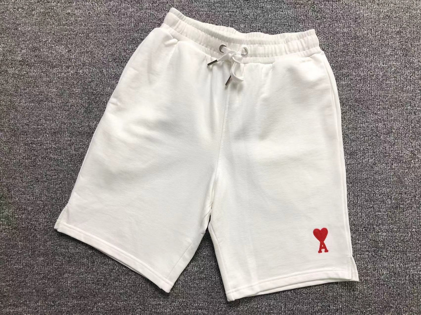 Short AMI Paris Heart Logo
