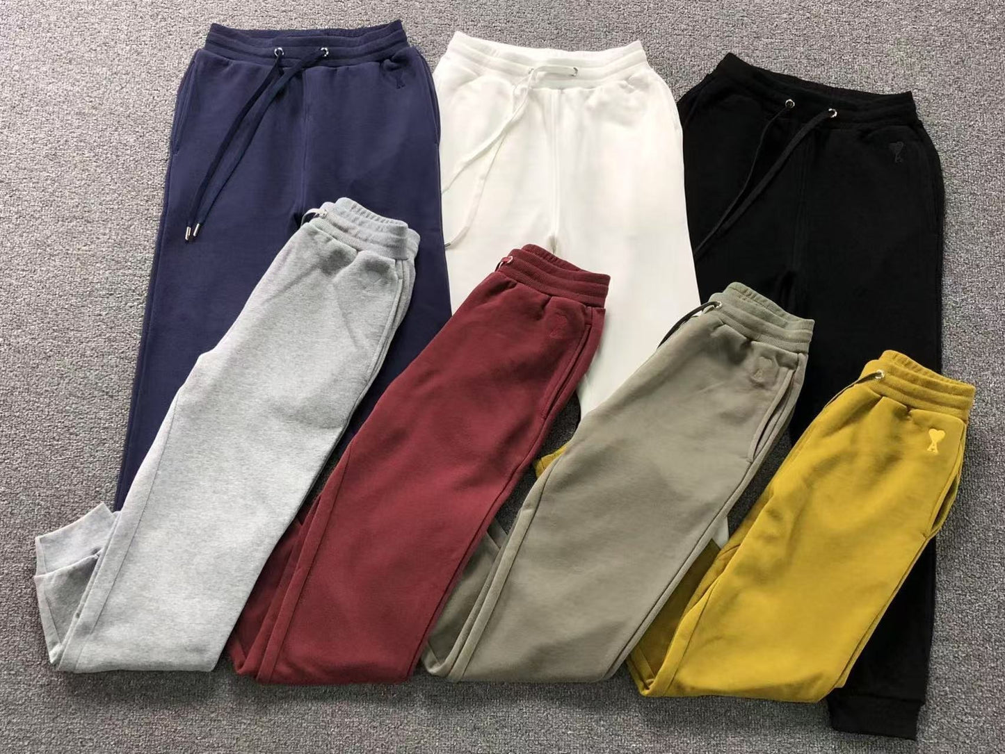 Calça Jogger AMI Paris Essential Moletom