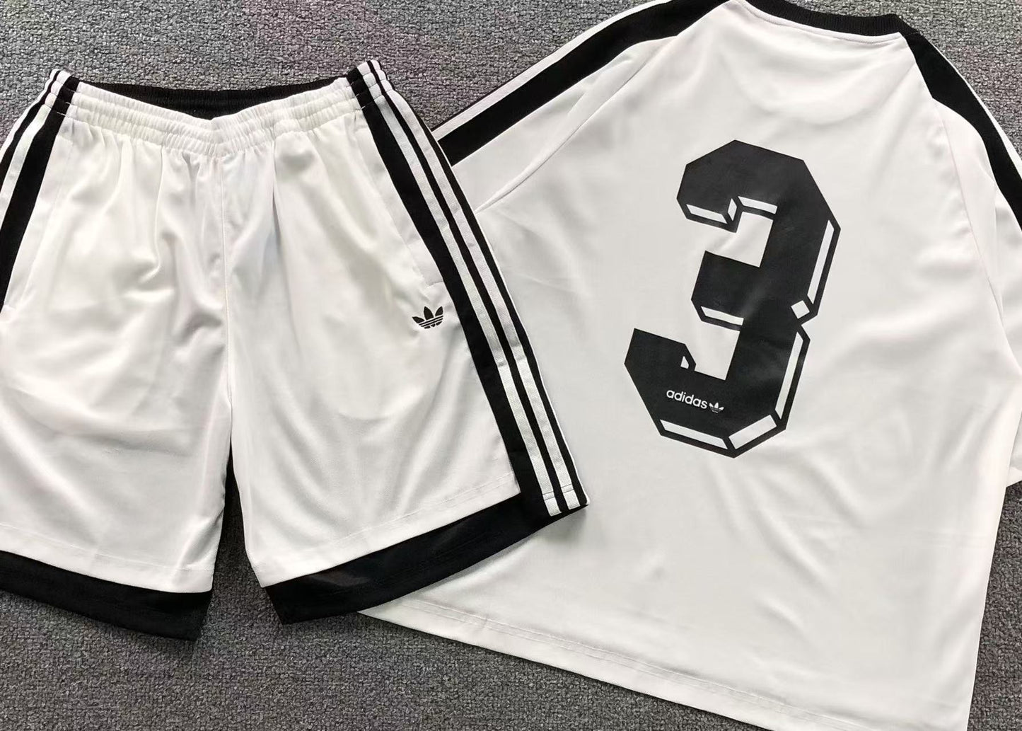 Conjunto Adidas Inverse Club
