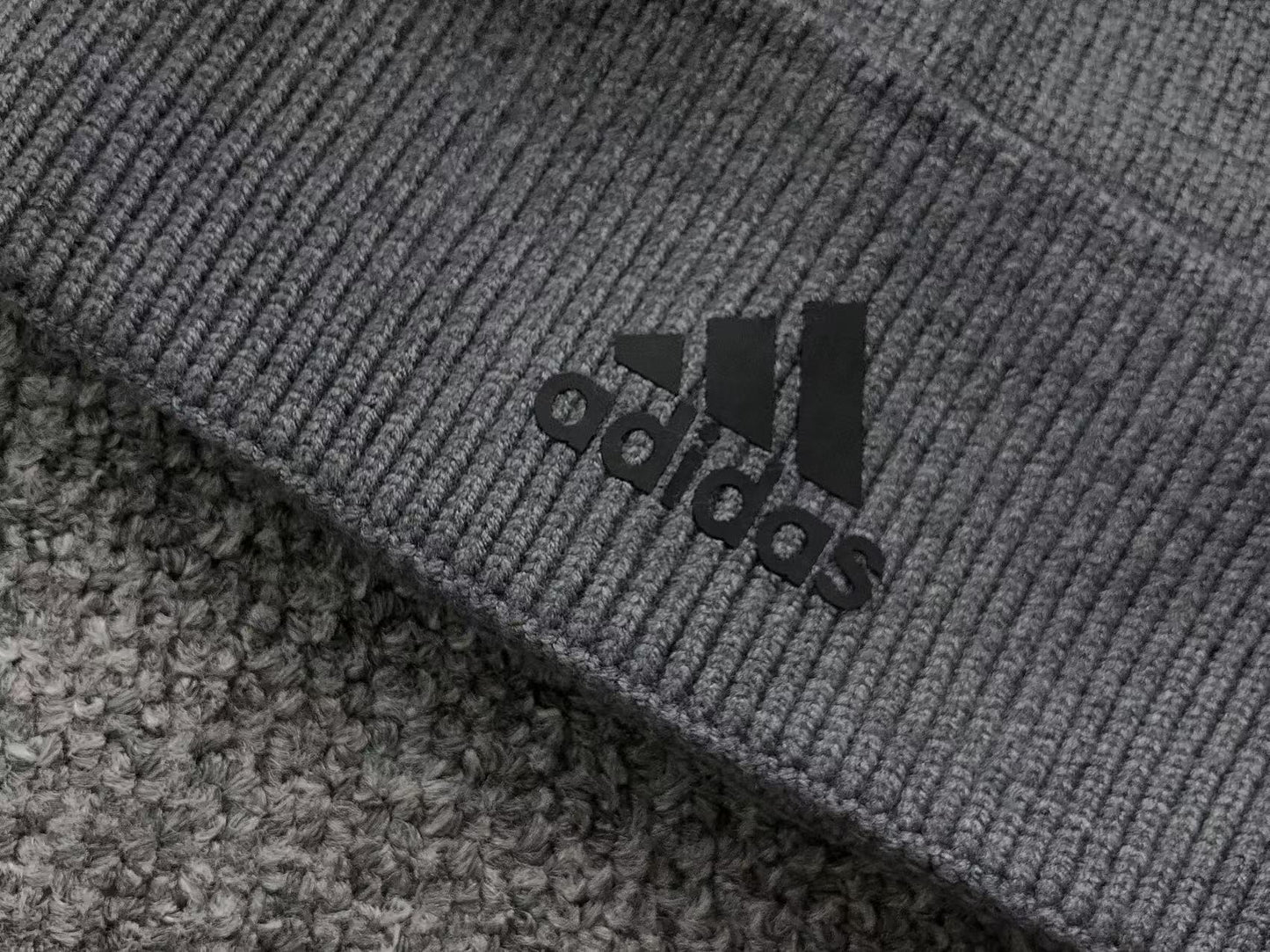 Touca adidas Core Knit