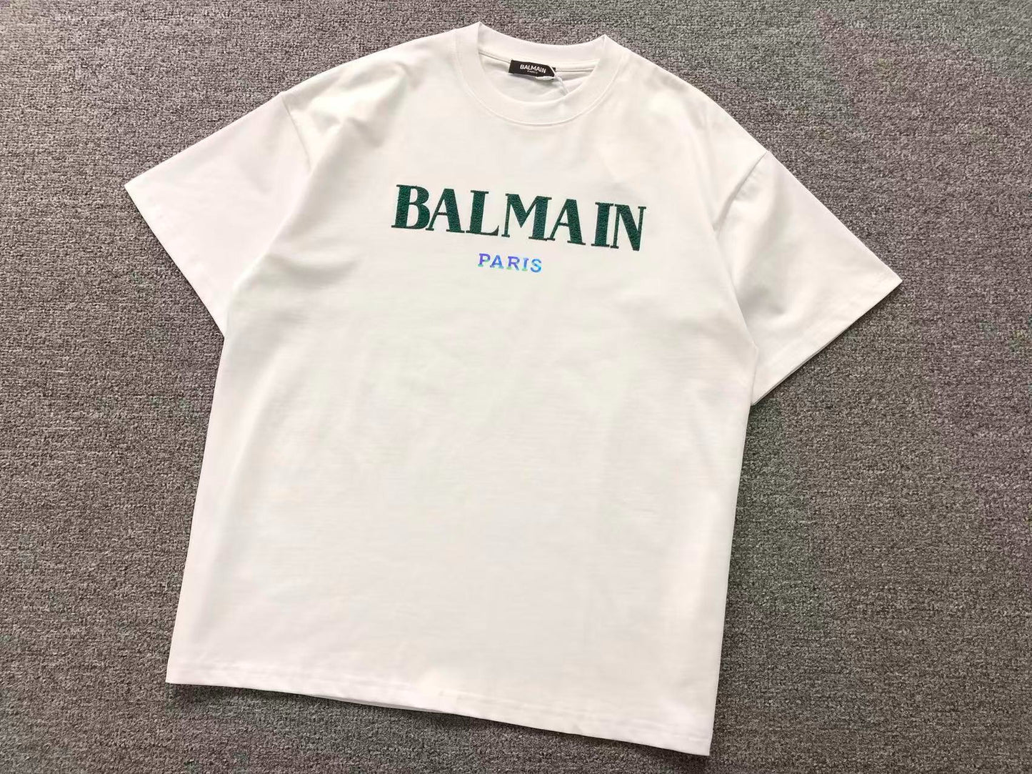 Camiseta Balmain Logo Paris Bordado