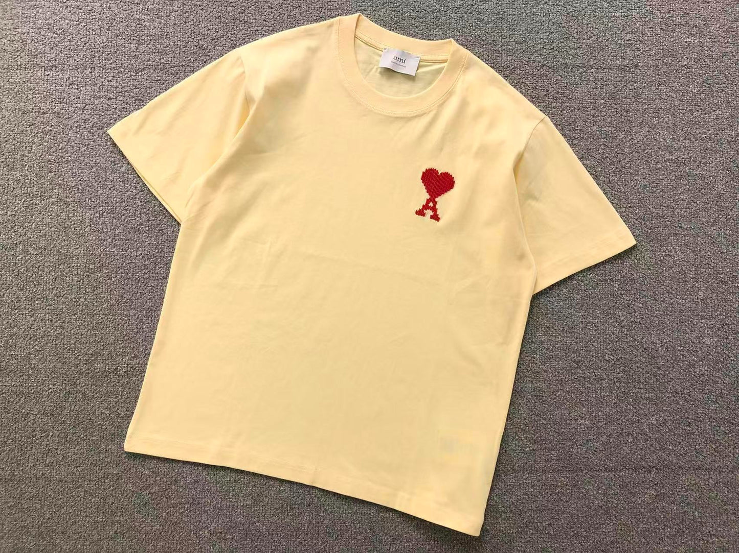 Camiseta AMI Paris Classic Logo Vermelho