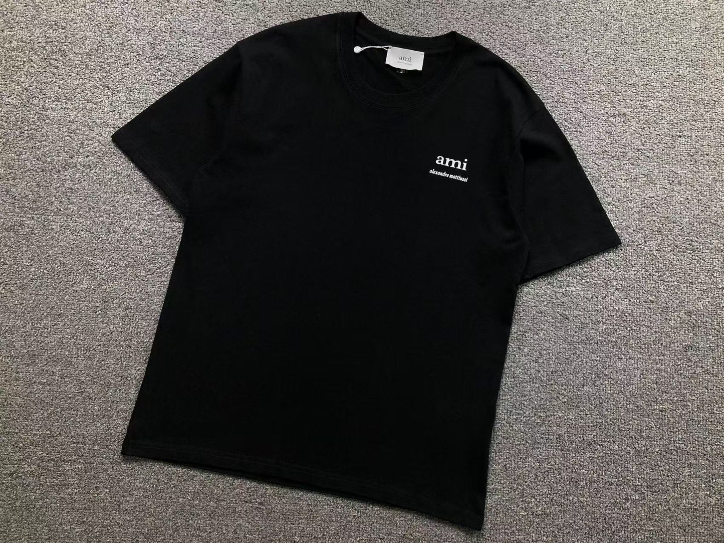 Camiseta AMI Paris Mini Signature Logo