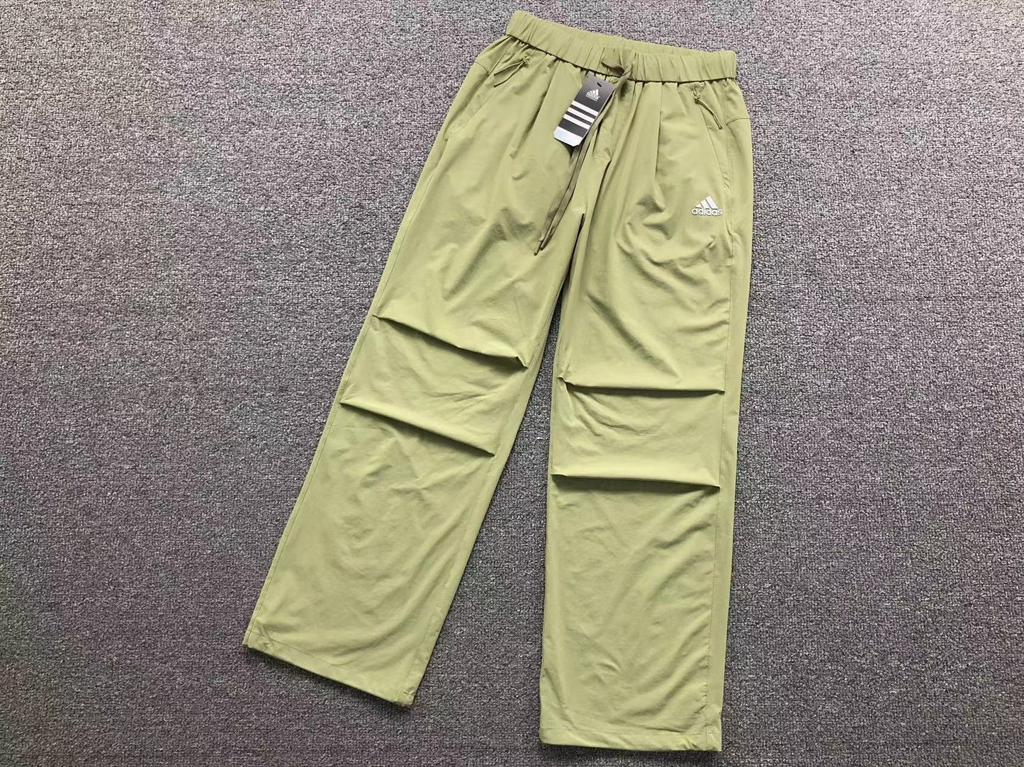 Calça Adidas Urban Utility Pants