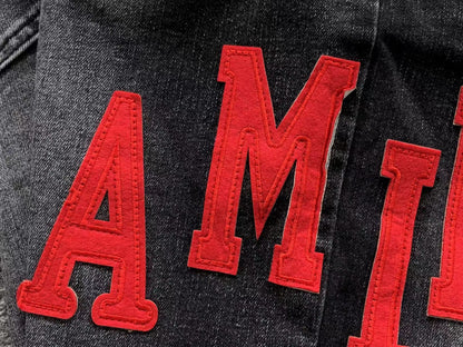 Calça AMIRI Signature Red Logo Jeans