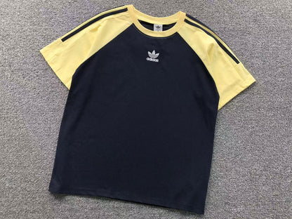 Camiseta Adidas Raglan Contrast Feminino