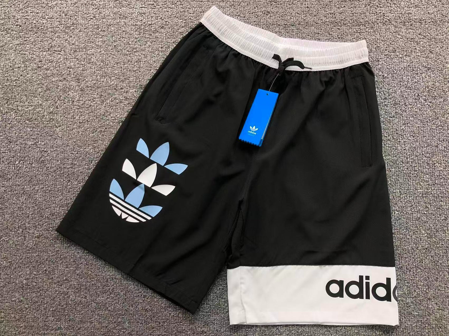 Short adidas Coastal Trefoil