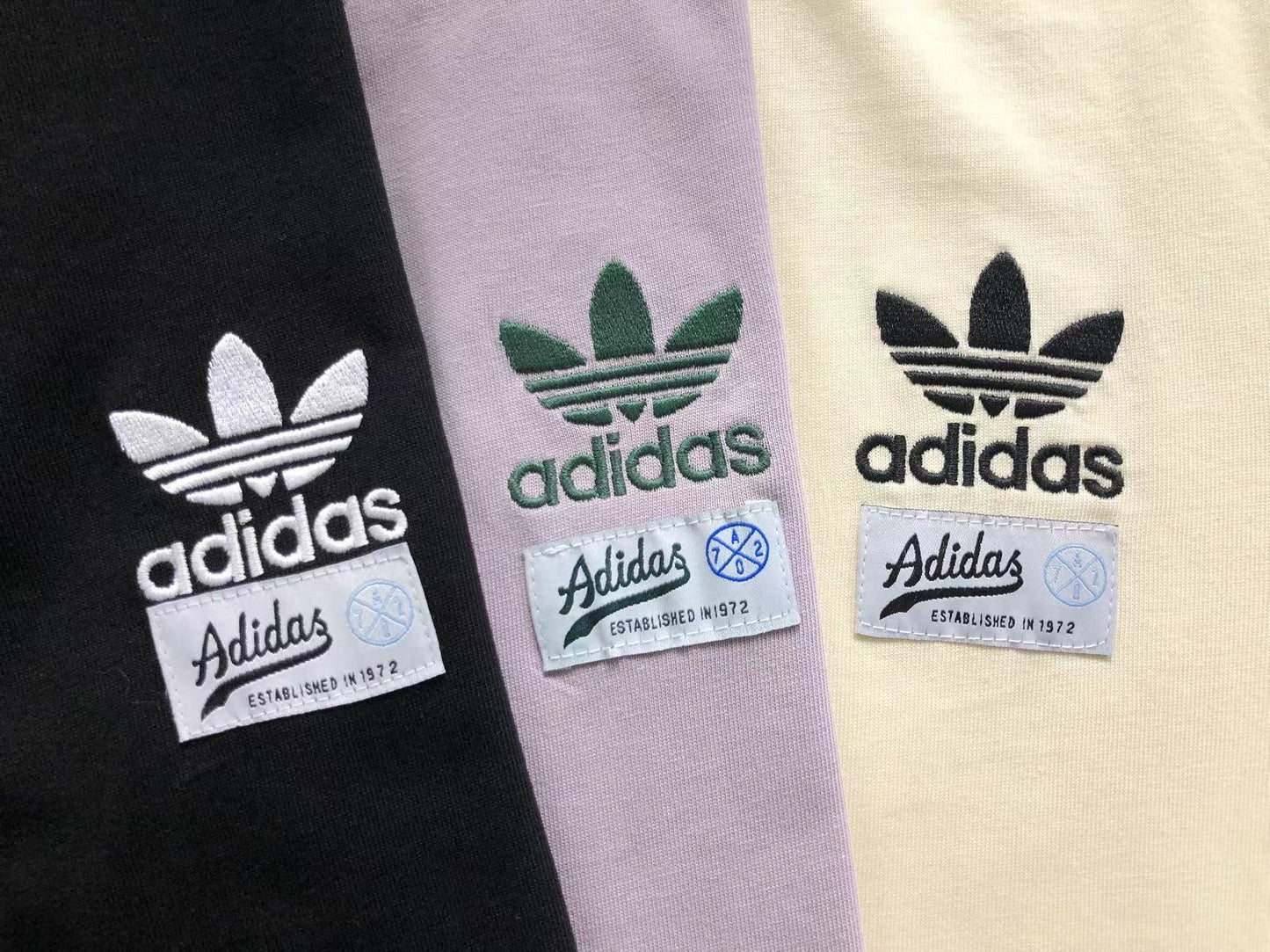 Camiseta Adidas Sport Trim Logo Feminina
