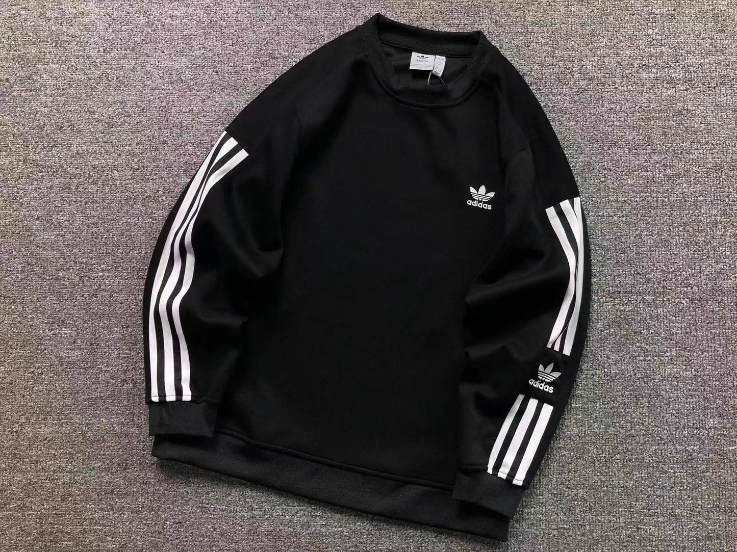 Moletom Adidas Originals Crewneck Vintage Stripes