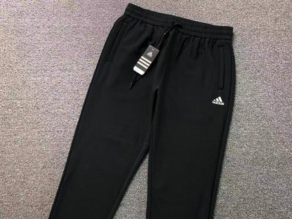 Calça Adidas Essential Slim Pants