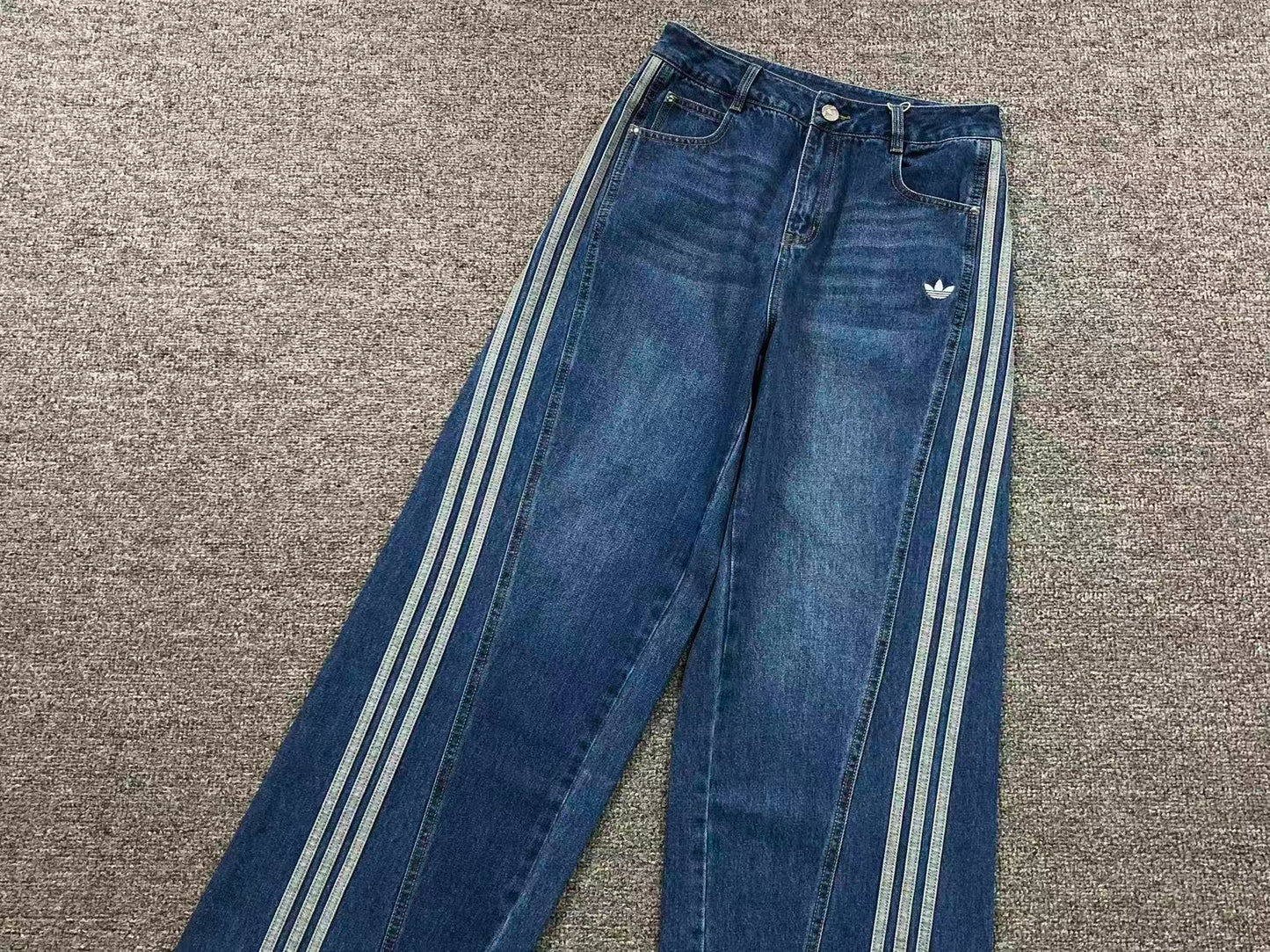 Calça Adidas Urban Straight Jeans