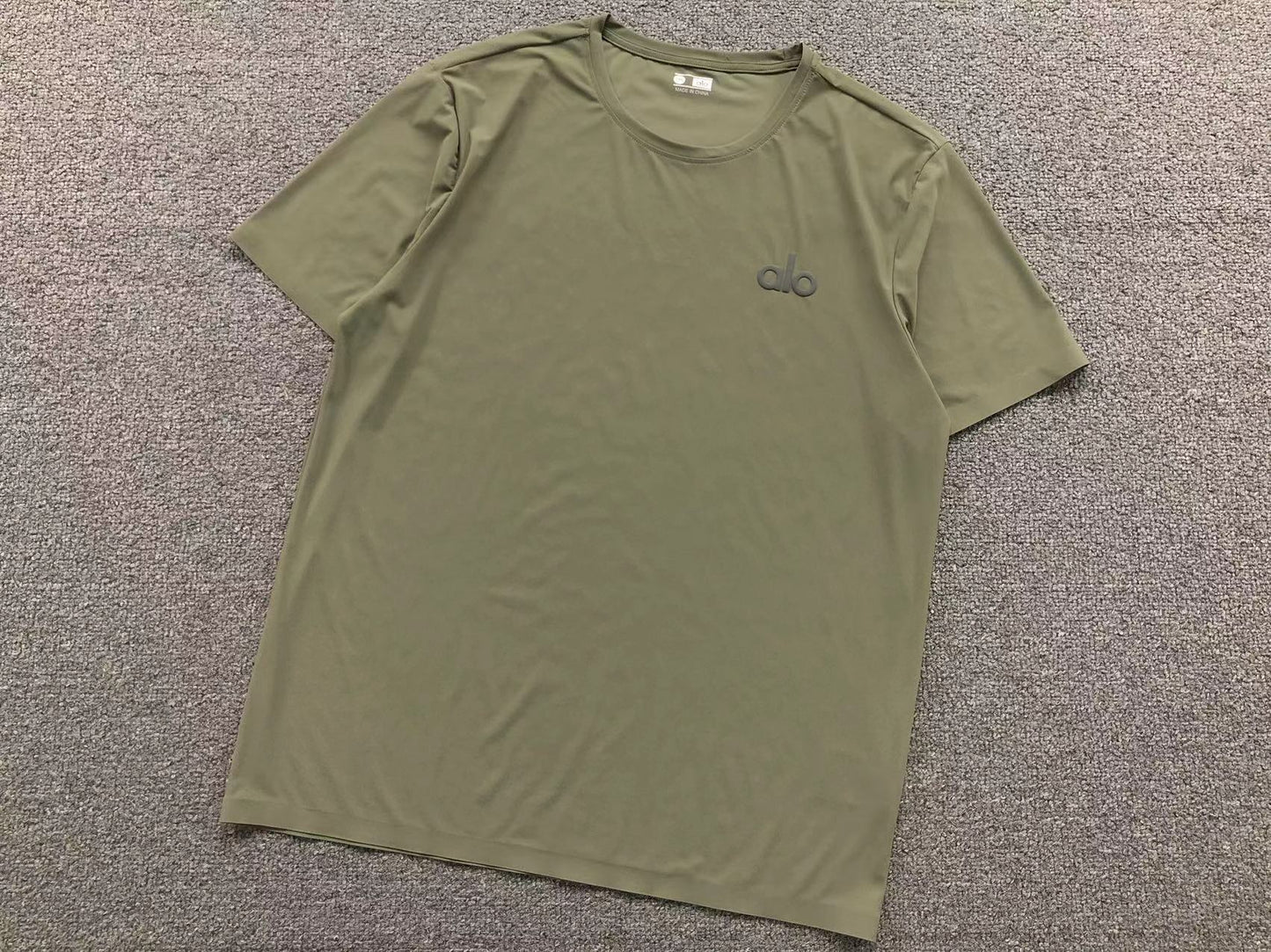 Camisa ALO - Yoga