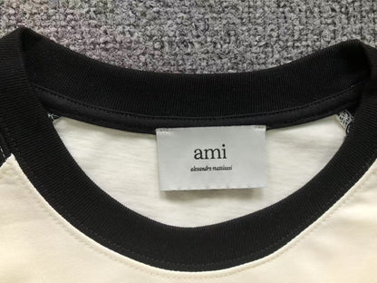 Camiseta AMI Paris Raglan Patch Logo