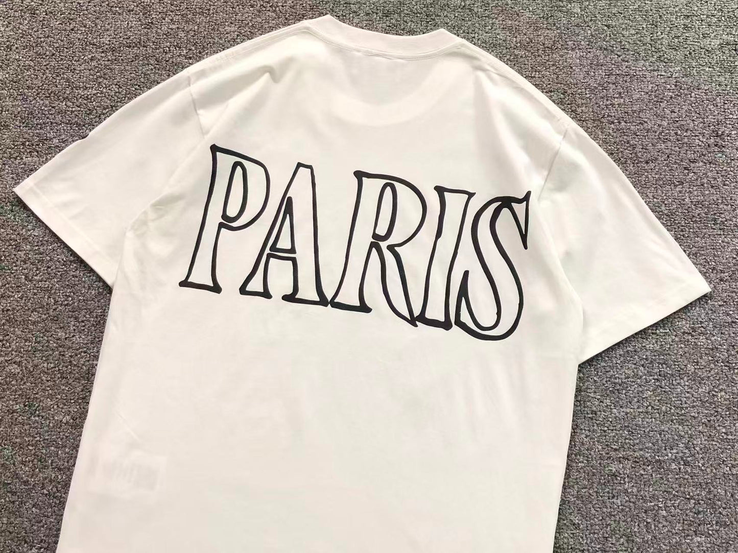 Camiseta AMI Paris Logo Typo Graphic