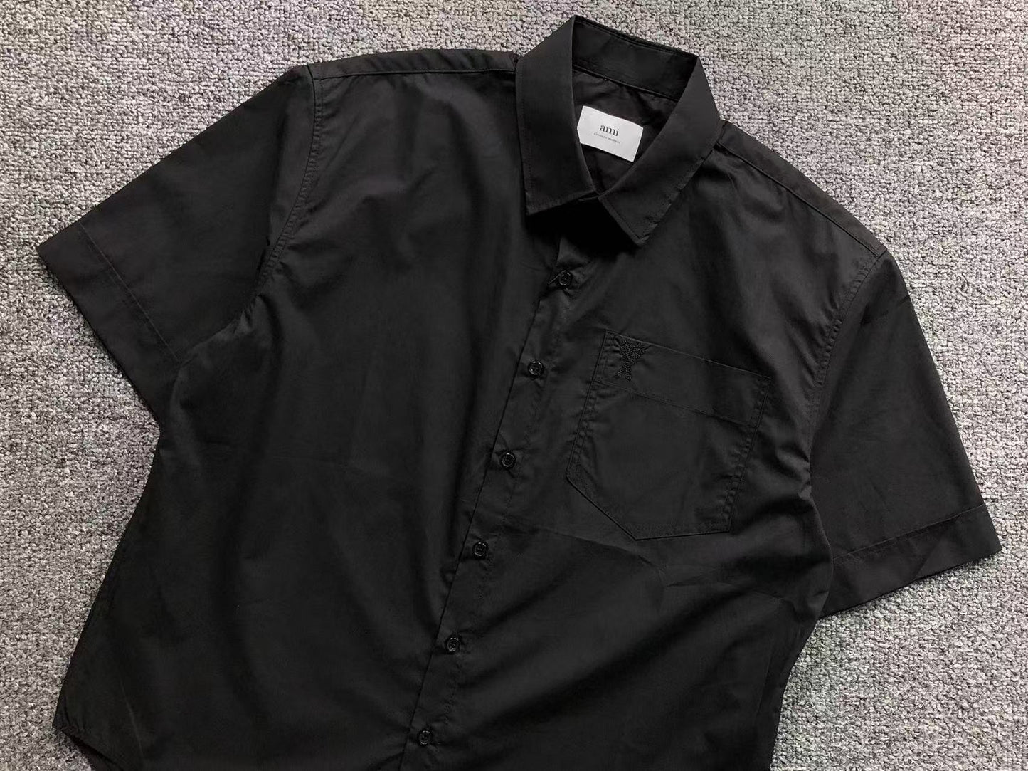 Camisa AMI Paris Heart Logo Pocket Shirt