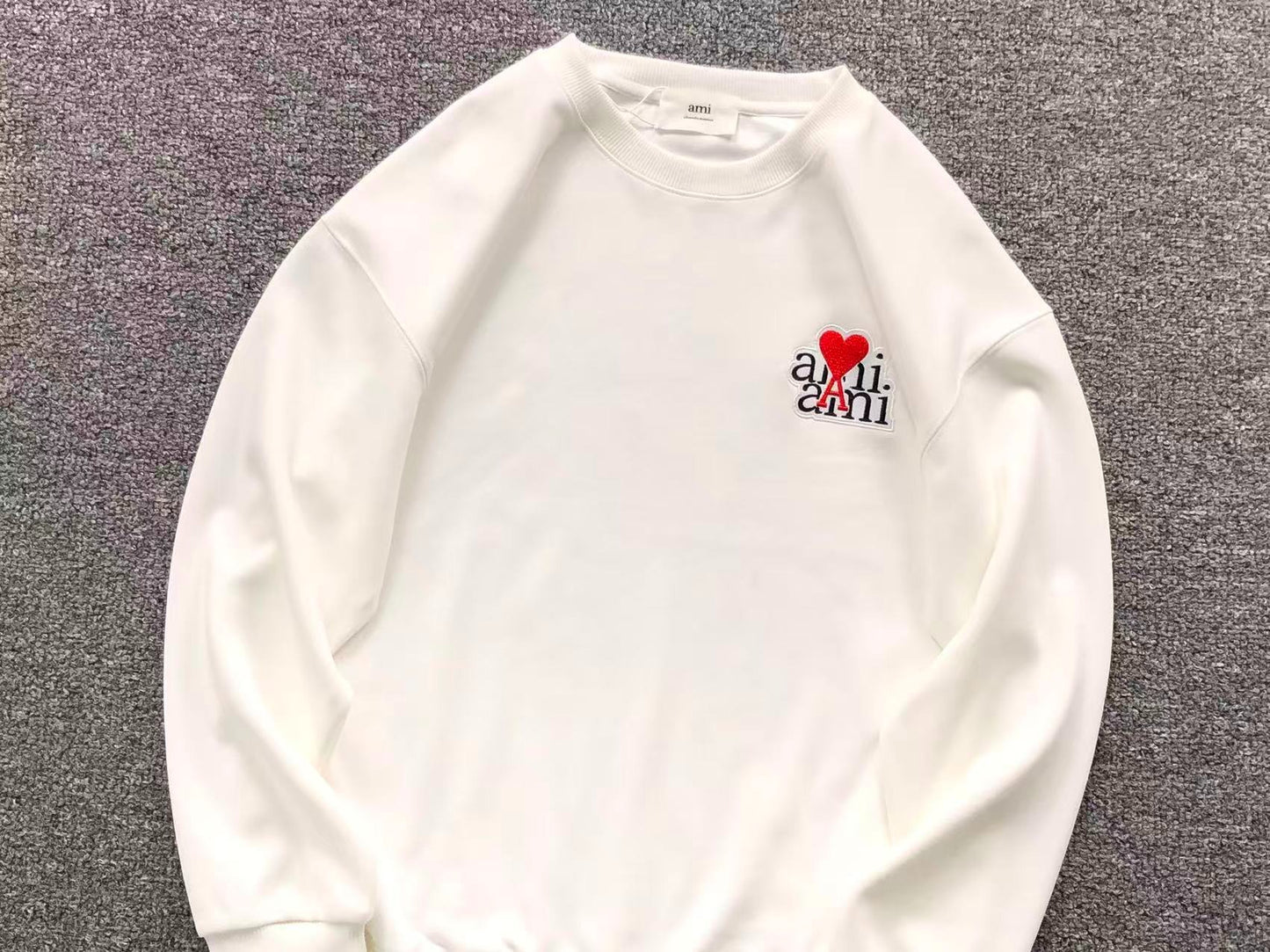Moletom AMI Paris Ami de Cœur Script Logo Crewneck