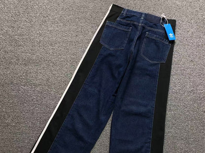 Calça Adidas Jeans Stripe Track Pants
