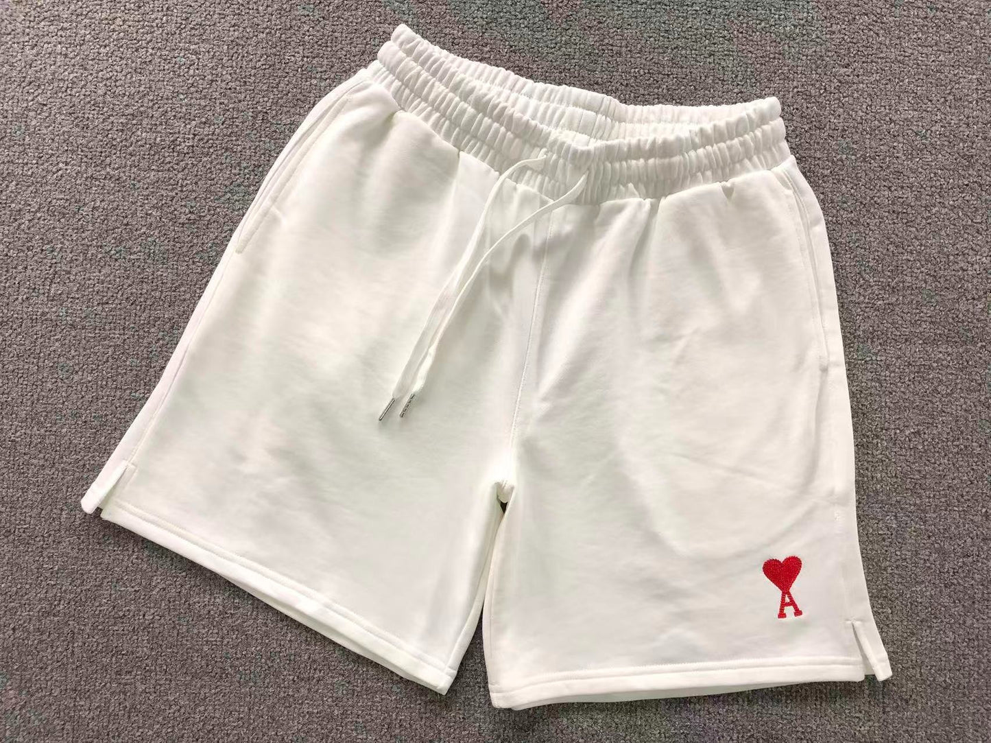 Short AMI Paris Pocket Heart Logo