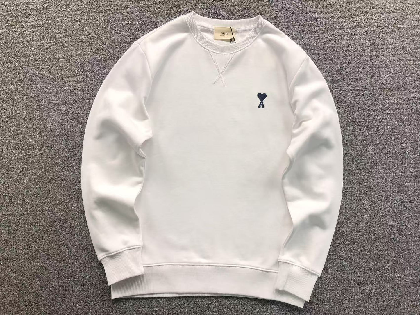 Moletom AMI Paris Crewneck Logo Ami de Cœur