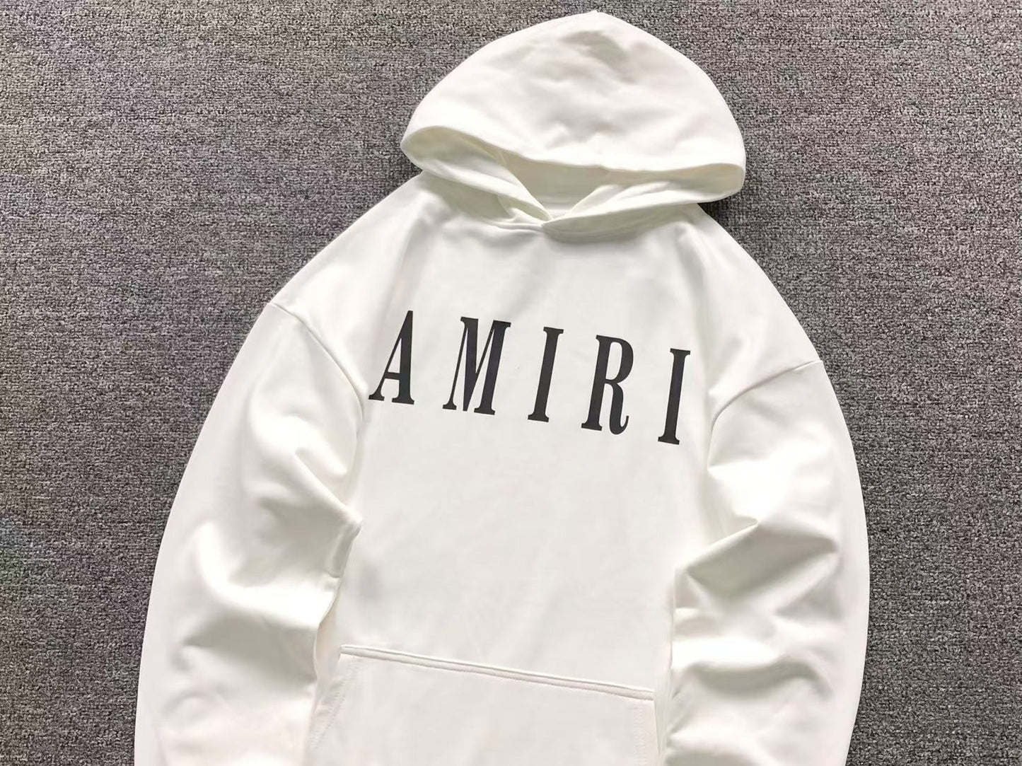 Moletom AMIRI Essential Hoodie