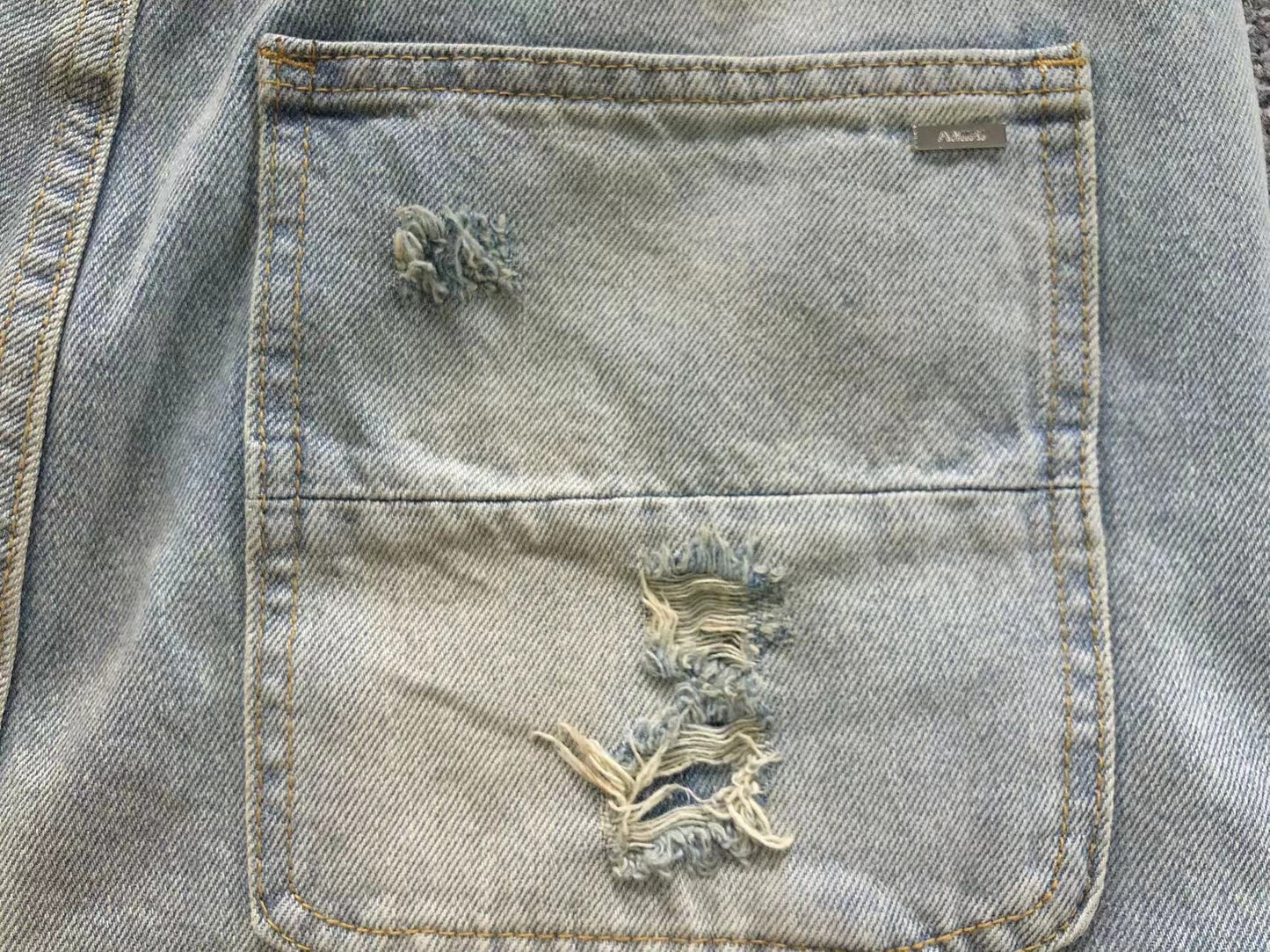 Calça AMIRI Dirty Wash Carpenter Jeans