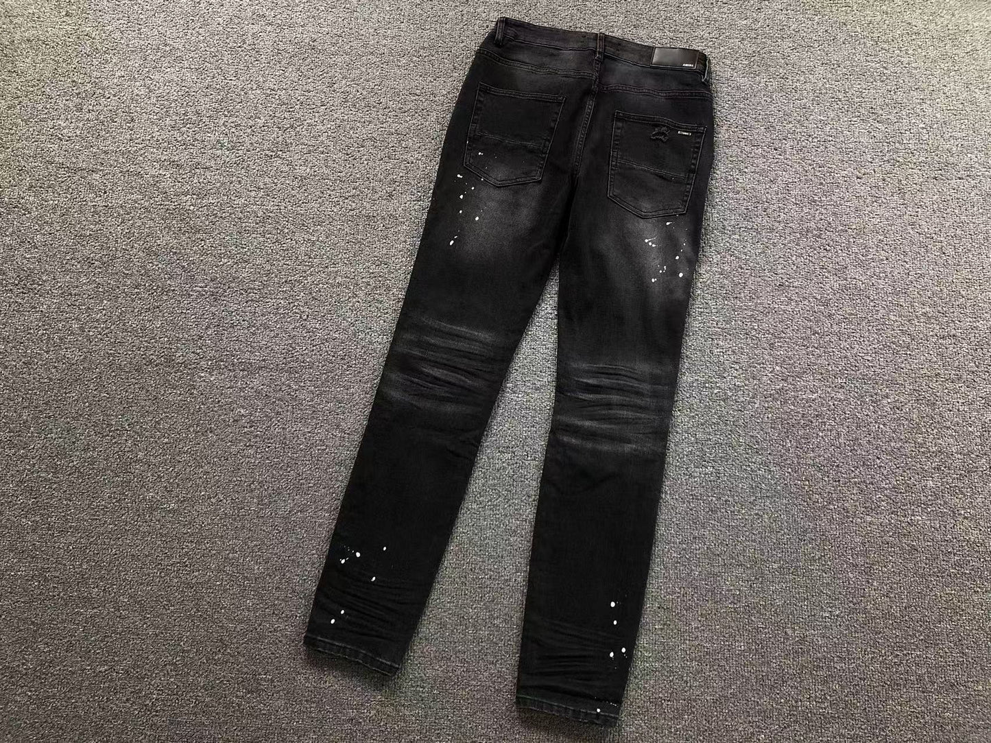 Calça AMIRI Heavy Destroyed Black Denim