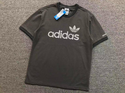 Camiseta Adidas Originals Essential