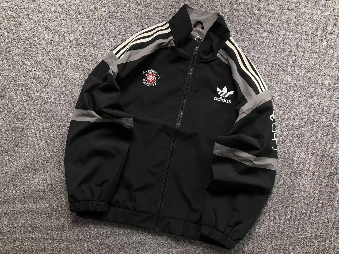 Jaqueta Adidas Racing Division Windbreaker