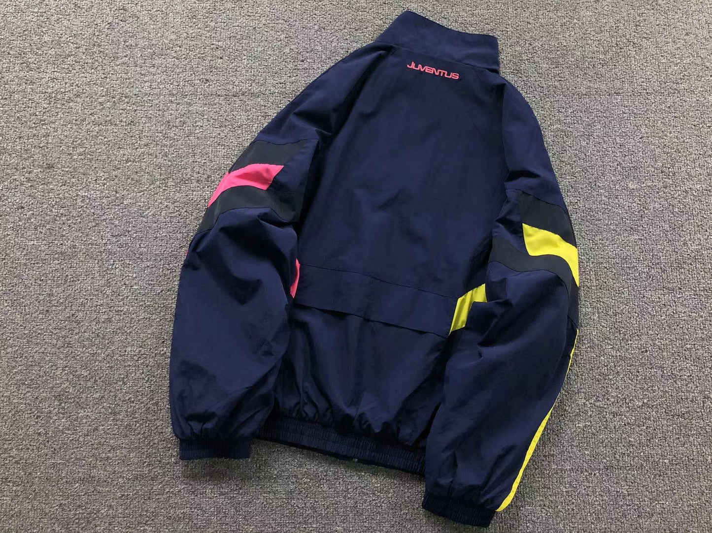 Jaqueta Adidas Juventus Neon Drift Jacket