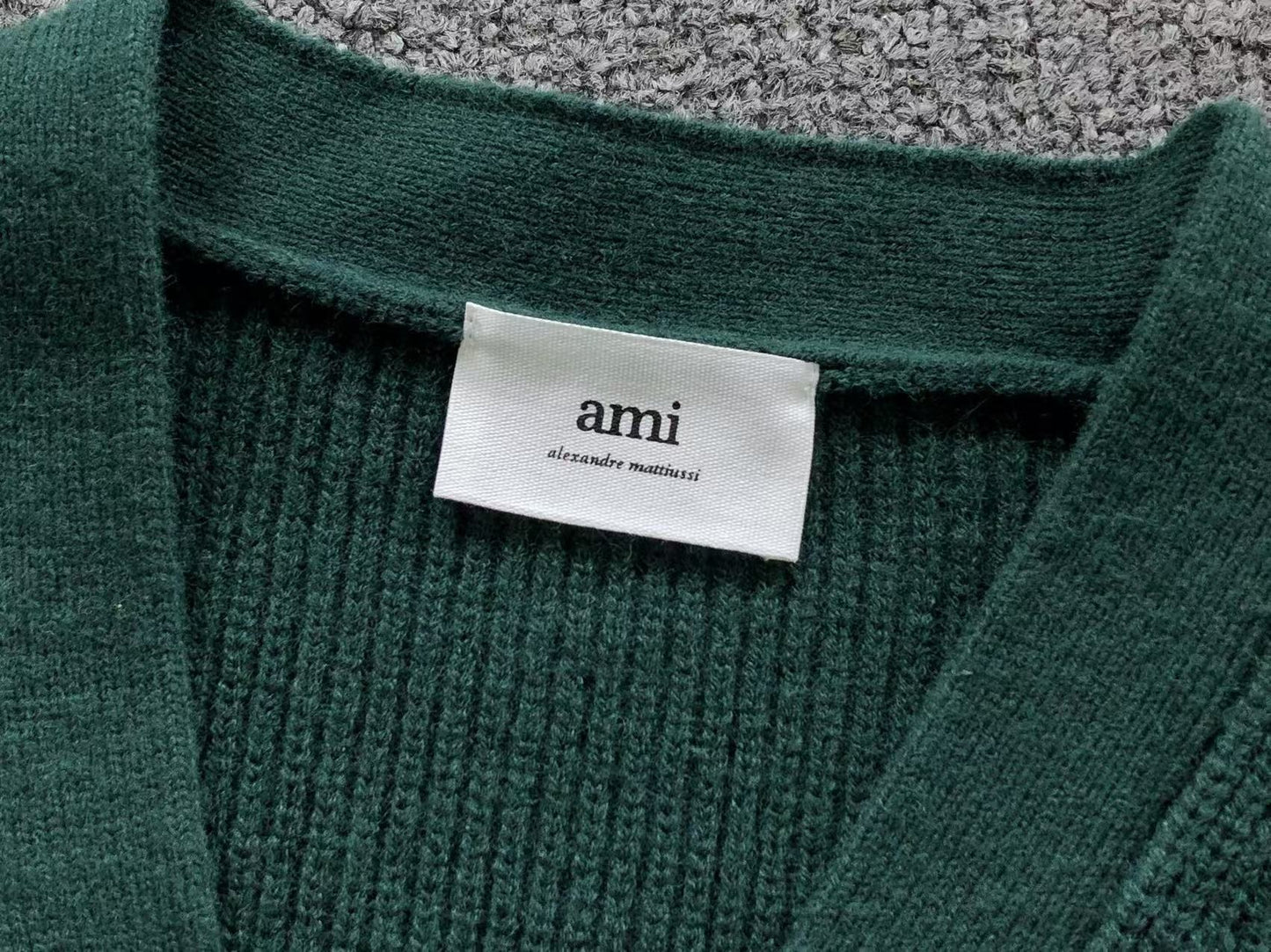 Suéter AMI Paris Classic Cardigan