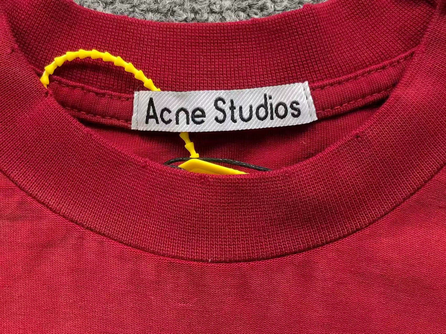 Camiseta Acne Studios Stockholm 1996 Washed Red