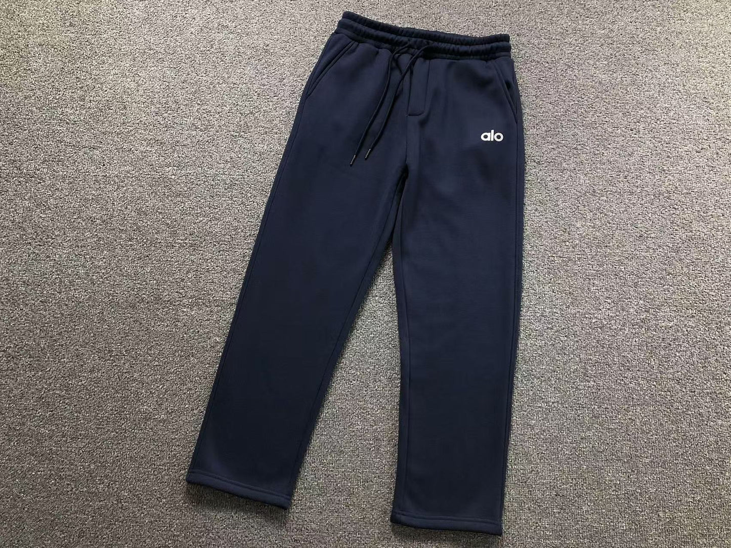 Calça elástica ALO moletom reta