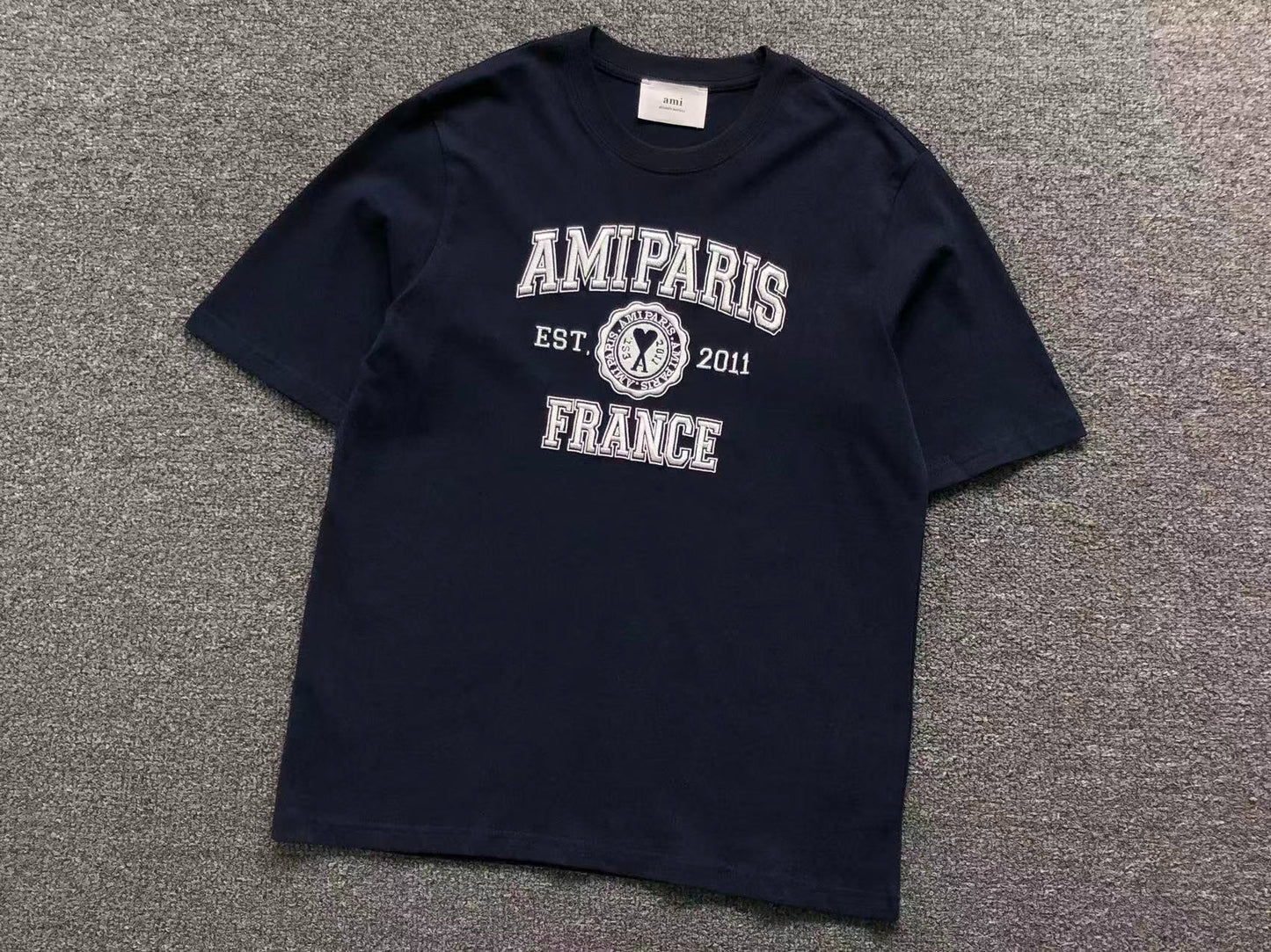 Camiseta AMI Paris Varsity Logo College