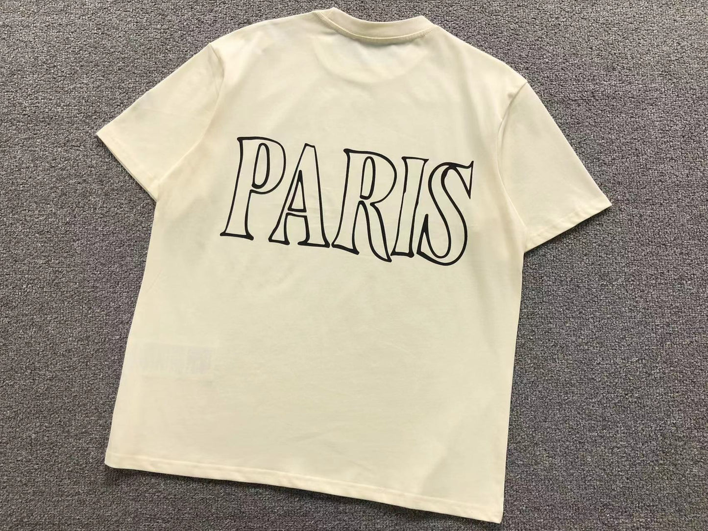 Camiseta AMI Paris Big Logo Oversized Cream