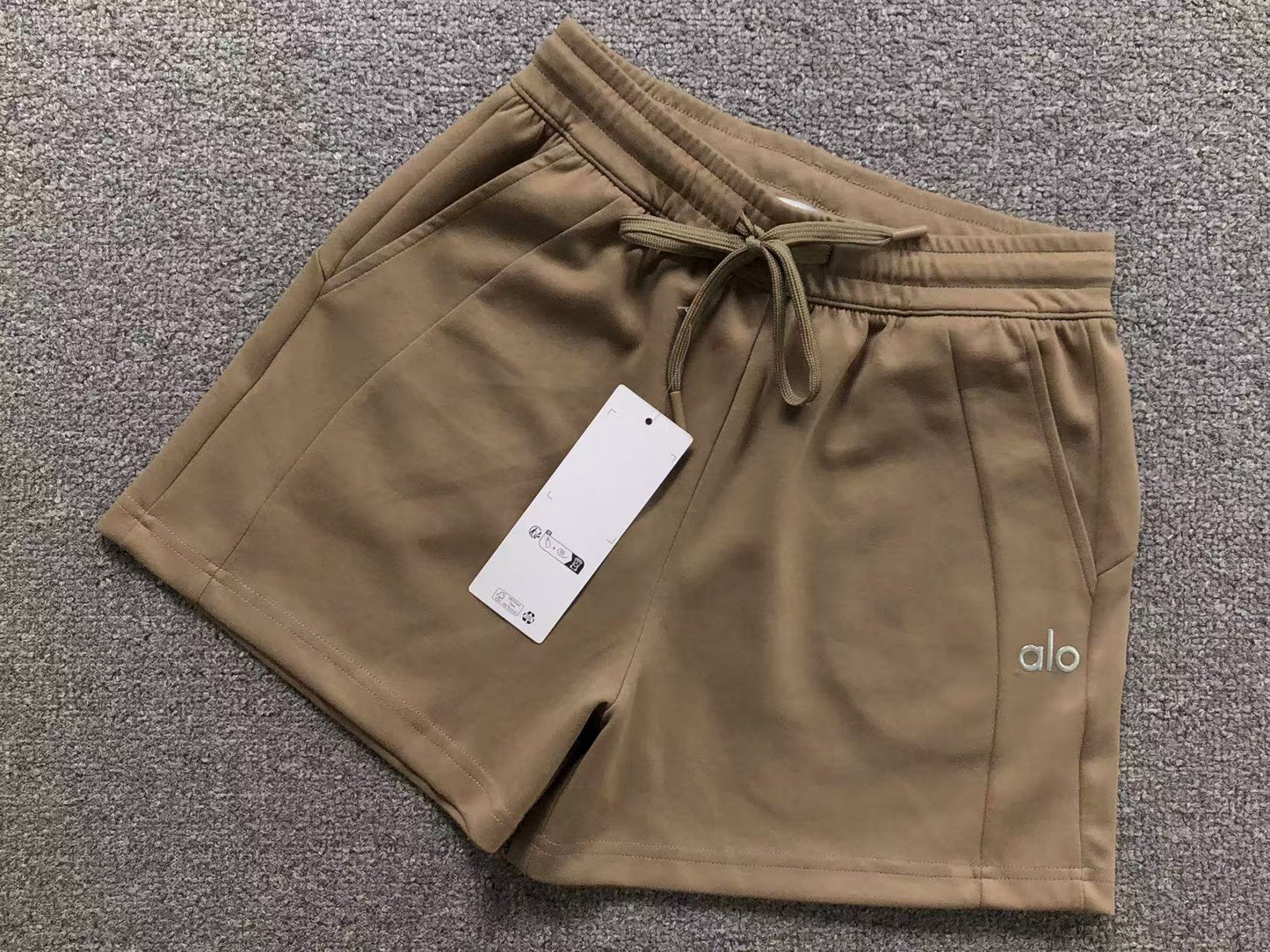 Short ALO Lounge Feminino