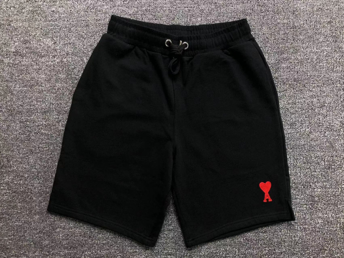 Short AMI Paris Heart Logo